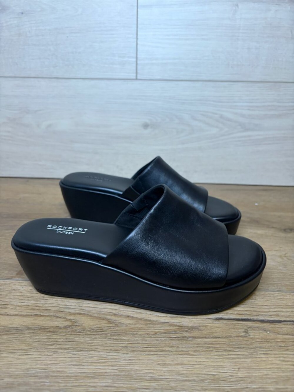 Rockport Aubriella Slide Black Leather Sandals Size 6M